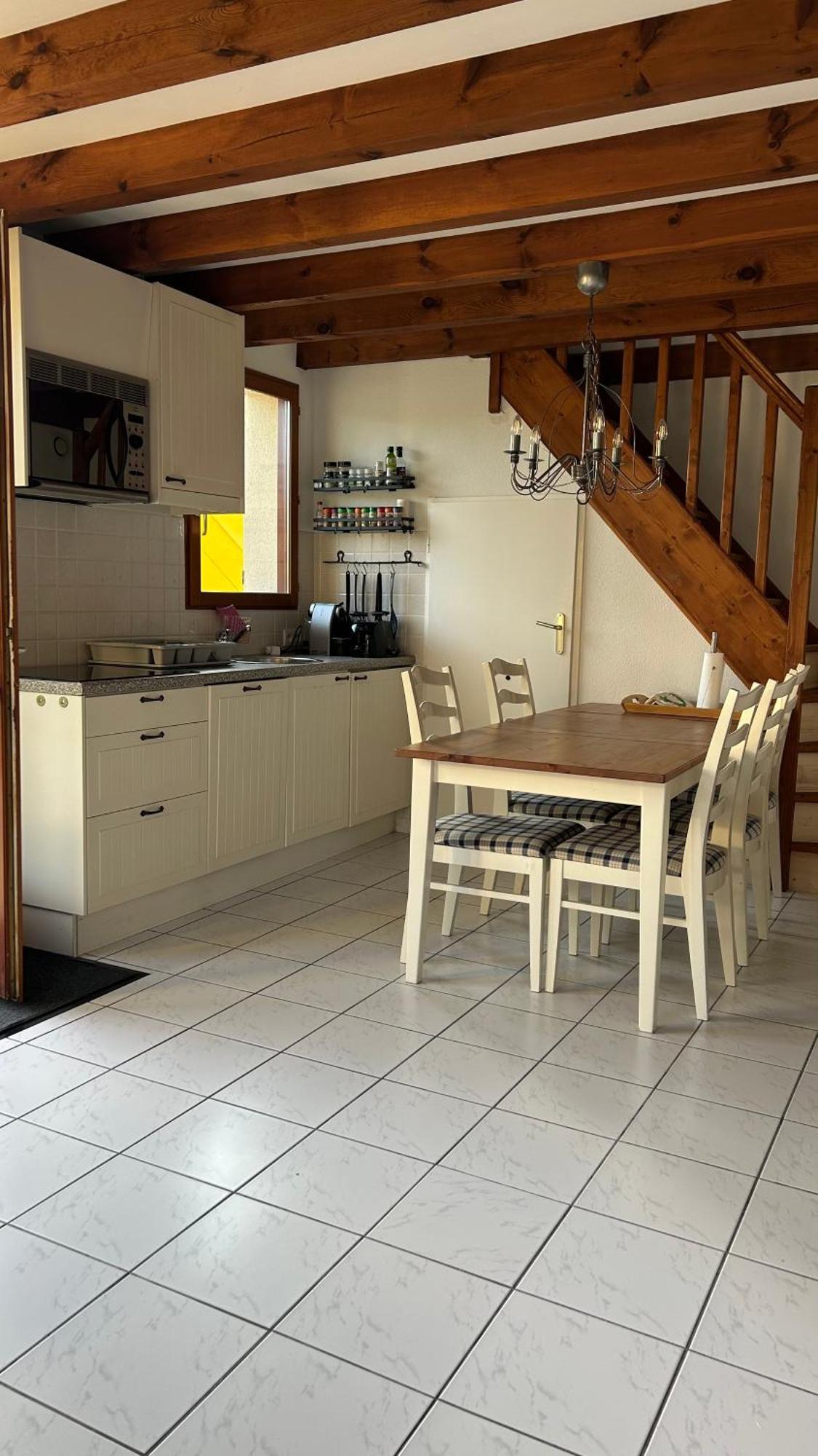 Jolie Maison De Vacances Avec Terrasse Et Jardin Saint-Julien-en-Born Eksteriør bilde